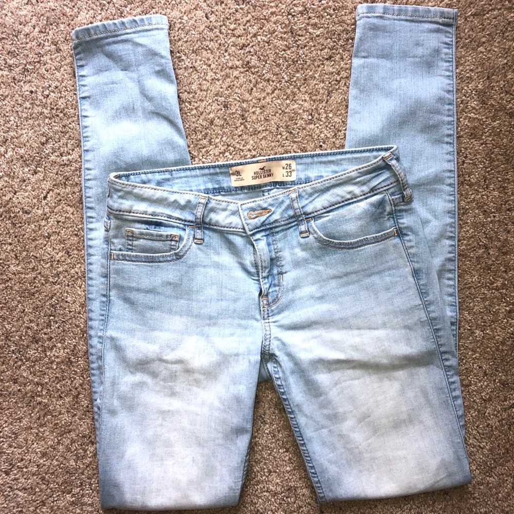 Hollister light wash jeans